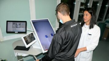 Dr Rossato explaining the mirror therapy in post stroke rehabilitation Dr Rossato explaining the mirror therapy in post stroke rehabilitation